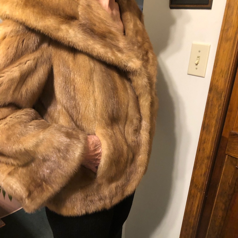 Beautiful Custom Made Mink Jacket. M/L (No Tags) - image 5